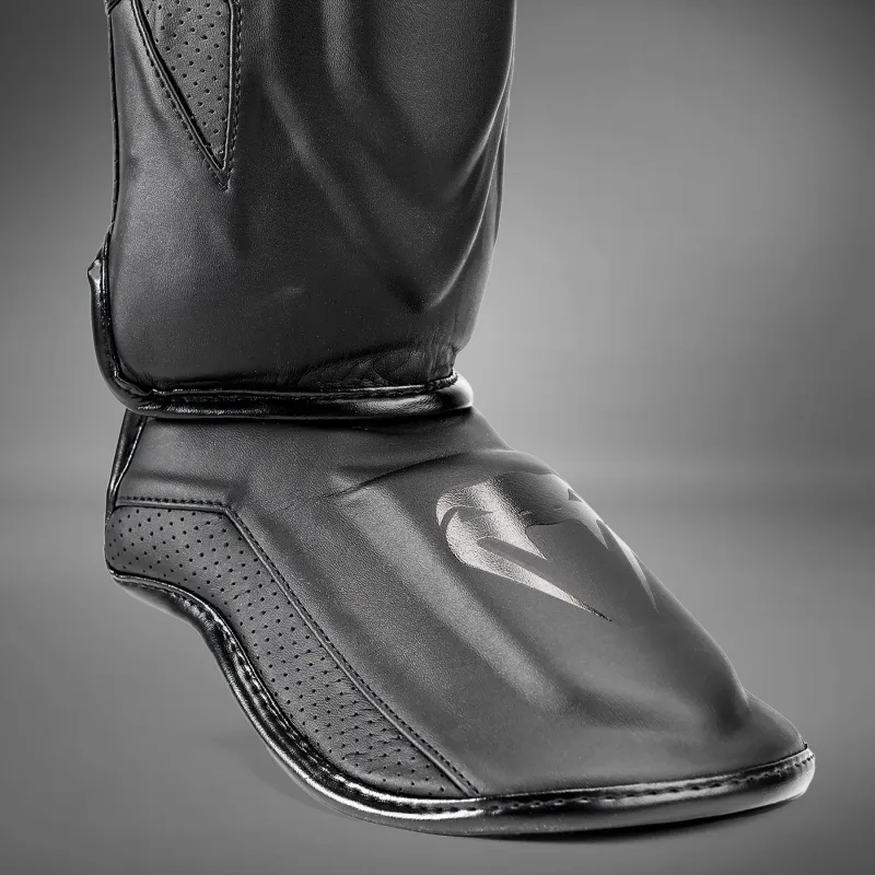 Shin Guards Elite Evo Venum - Black/Black - Image 5