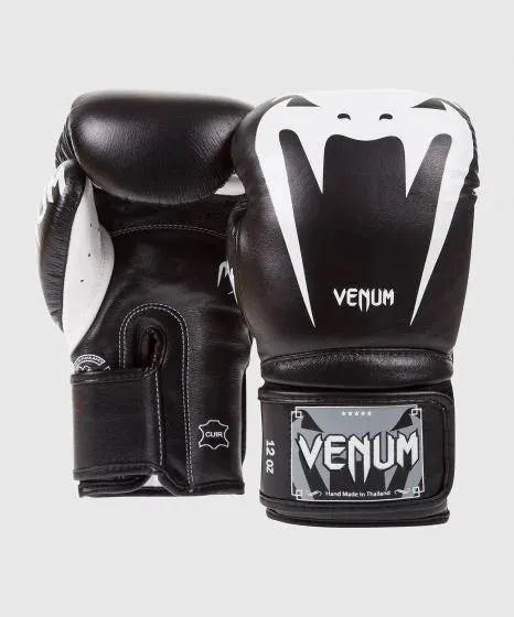 VENUM CUSTOM Giant 3.0 Boxing Gloves - Image 2