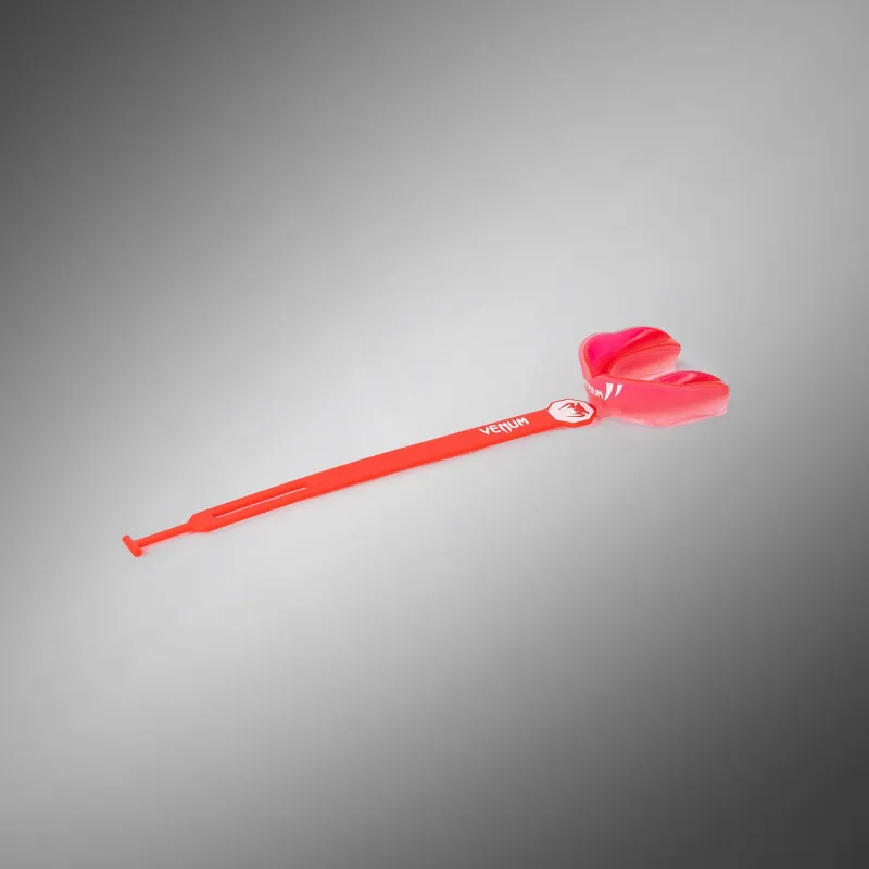 Venum Challenger Kids Mouthguard Strap/Strapless - Red Transparent - Image 3