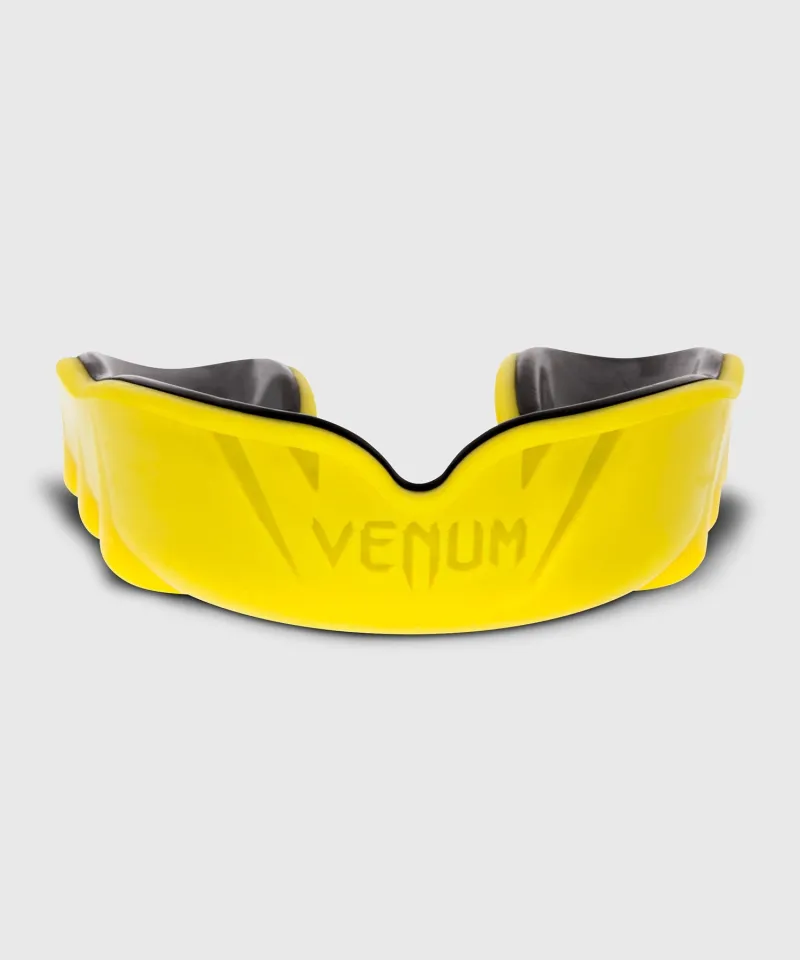 Venum Challenger Mouthguard - Image 3
