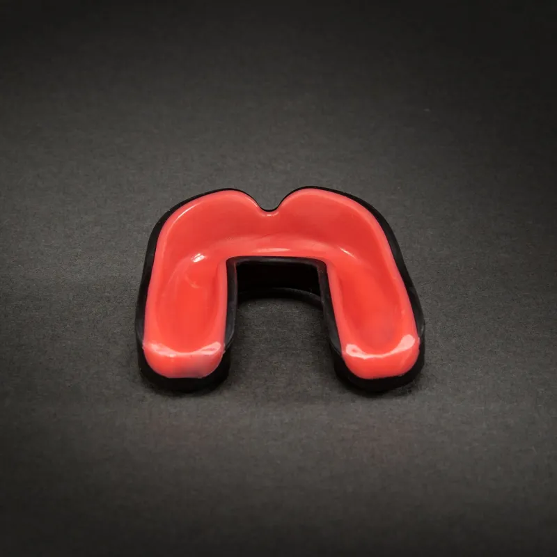 Venum Challenger Mouthguard - Black/Corail - Image 4