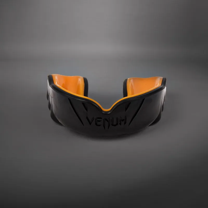 Venum Challenger Mouthguard - Black/Orange