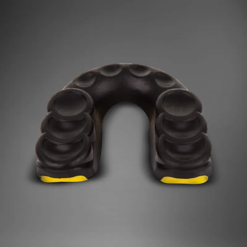 Venum Challenger Mouthguard - Yellow/Black - Image 4