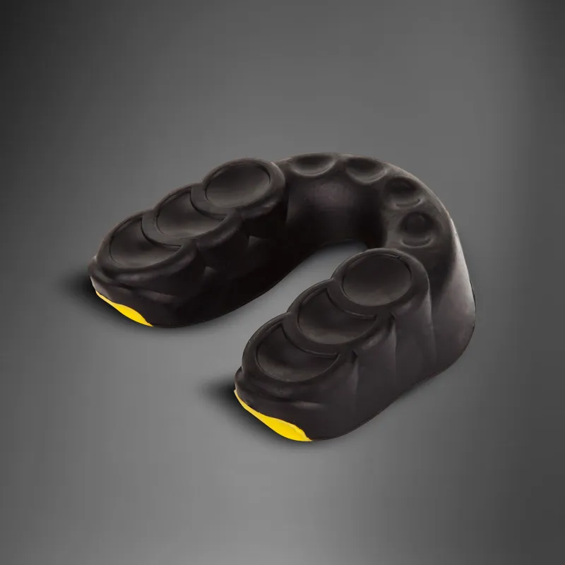 Venum Challenger Mouthguard - Yellow/Black - Image 5