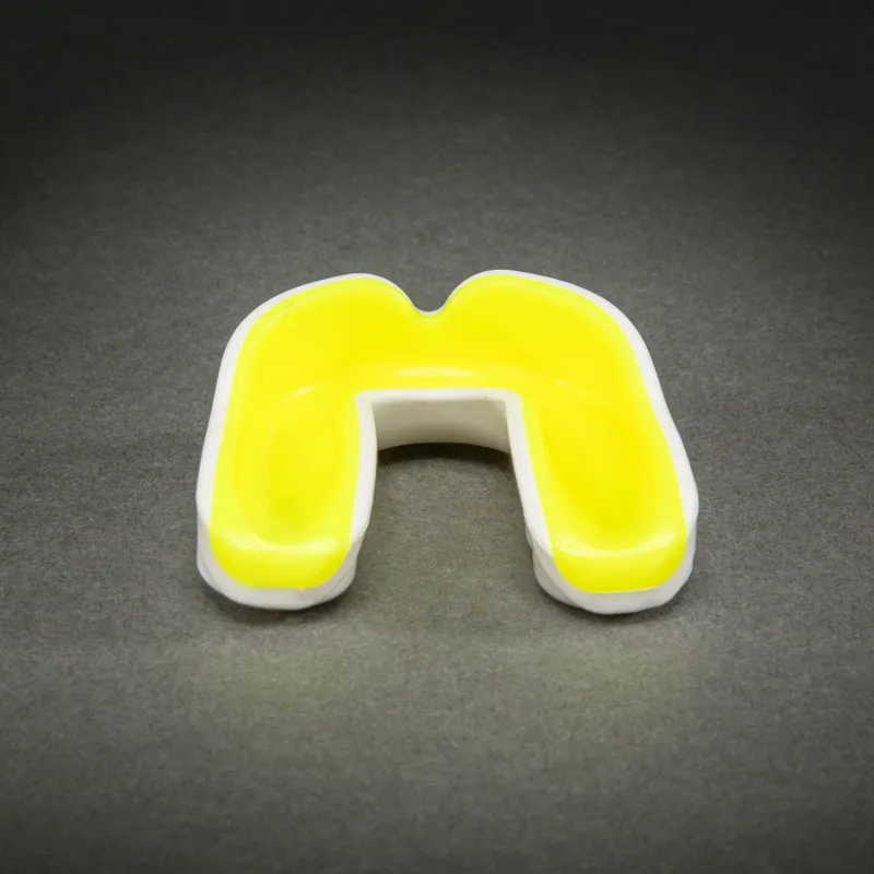 Venum Challenger Mouthguard - White/Yellow - Image 3