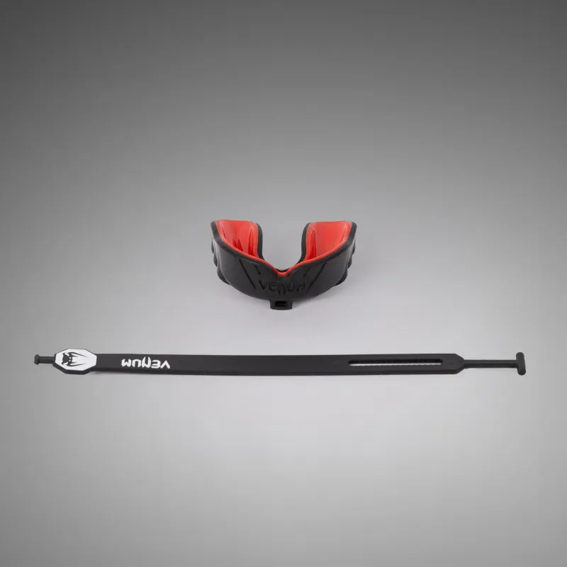 Venum Challenger Mouthguard Strap/Straples - Black/Red - Image 2