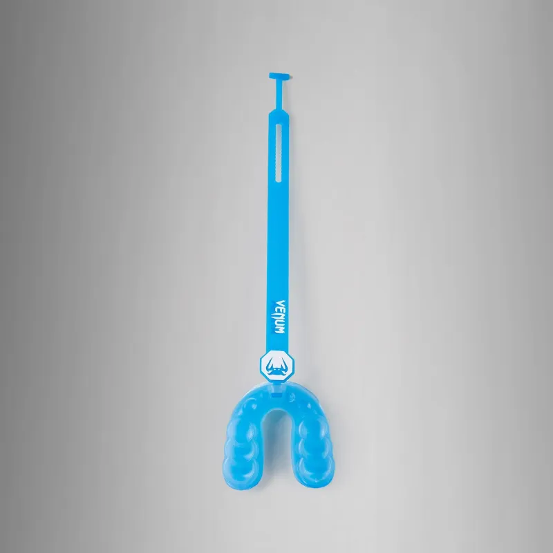 Venum Challenger Mouthguard Strap/Straples - Blue Transparent - Image 5