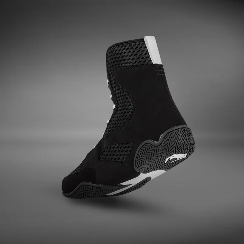 Venum Contender Boxing Shoes - Black/White - Image 3