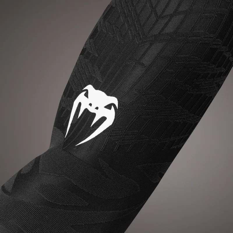 Venum Elite Arm Sleeves - Black/White - Image 3