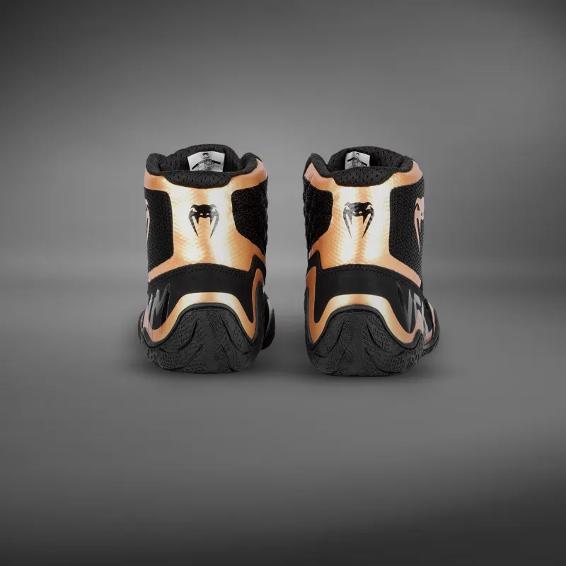 Venum Elite Wrestling Shoes - Black/Bronze - Image 4