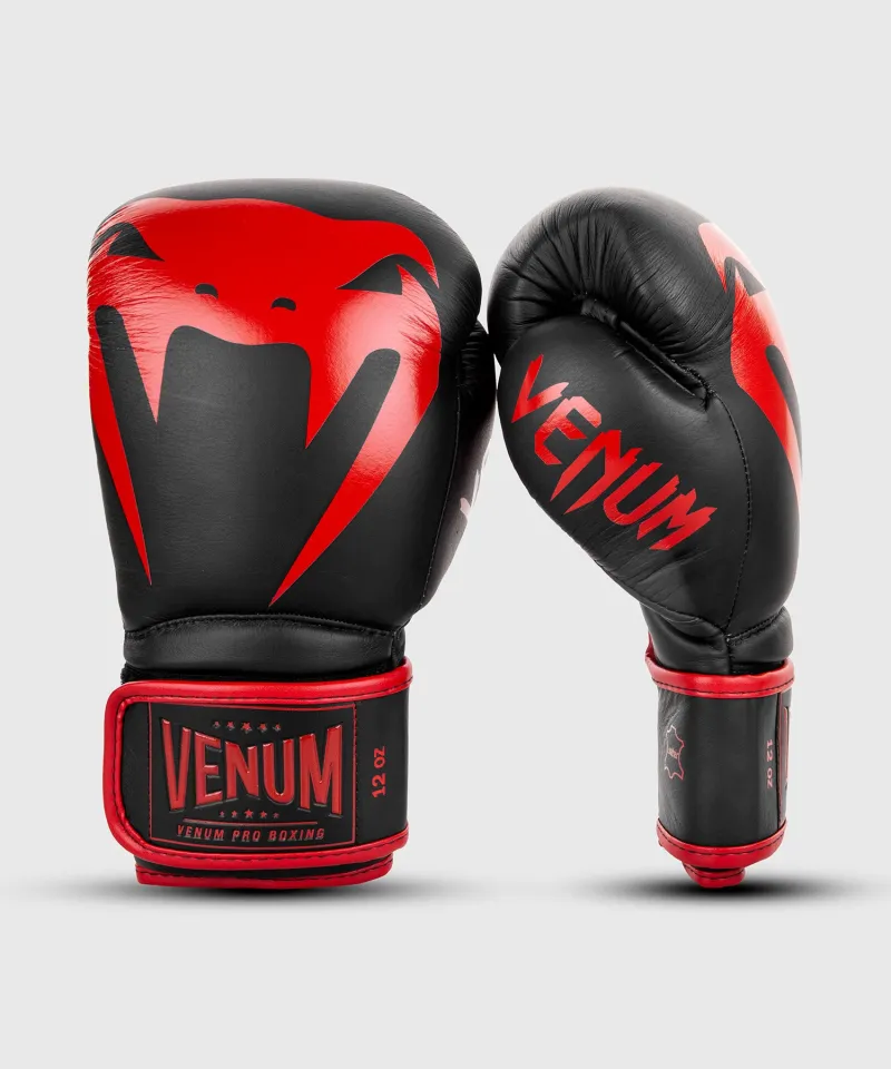 Venum Giant 2.0 Pro Boxing Gloves Velcro