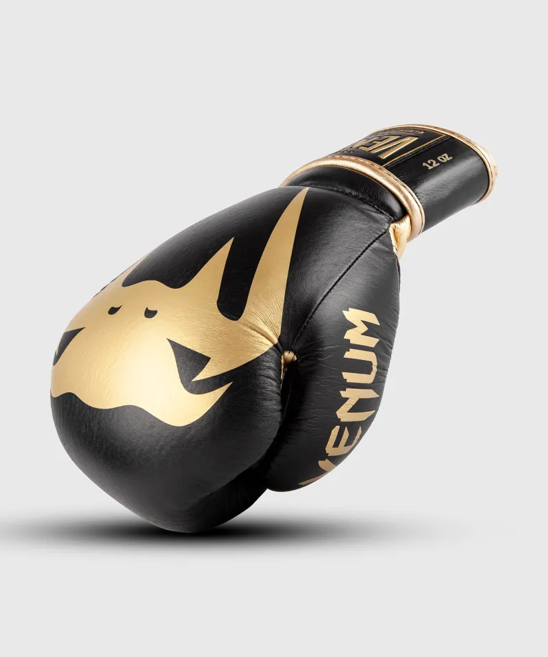 Venum Giant 2.0 Pro Boxing Gloves Velcro - Image 3