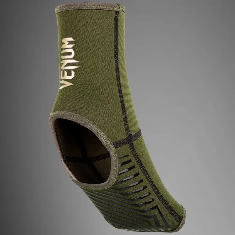 Venum Kontact Evo Foot Grips - Image 2