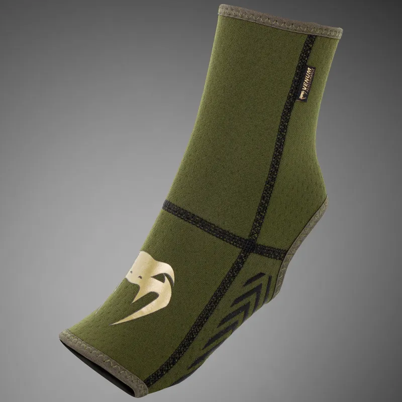 Venum Kontact Evo Foot Grips - Image 3