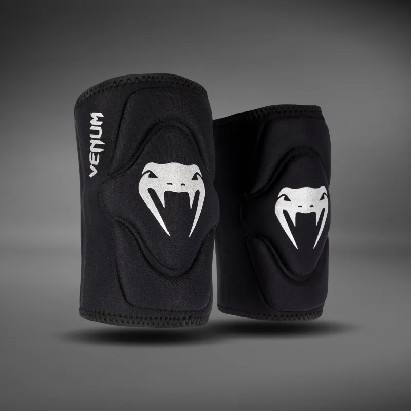 Venum Kontact Lycra/Gel Knee Pads - Black - Image 5