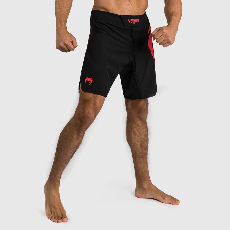 Venum Light 5.0 Fighshorts - Black/Red - Image 3