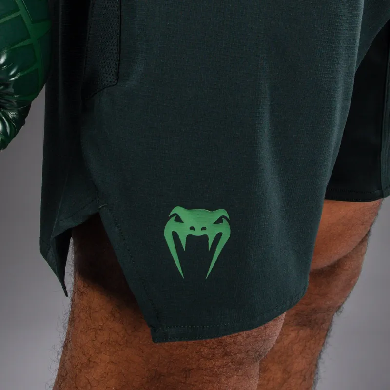 Venum Light 5.0 Fightshorts - Forest Green/Light Green - Image 4