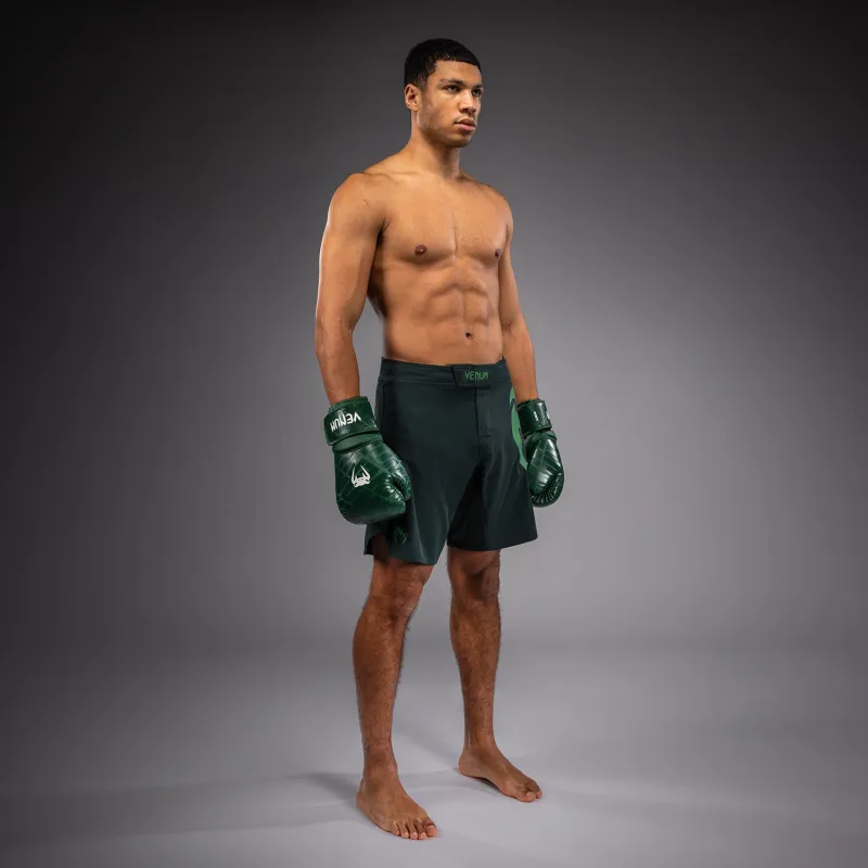 Venum Light 5.0 Fightshorts - Forest Green/Light Green - Image 5