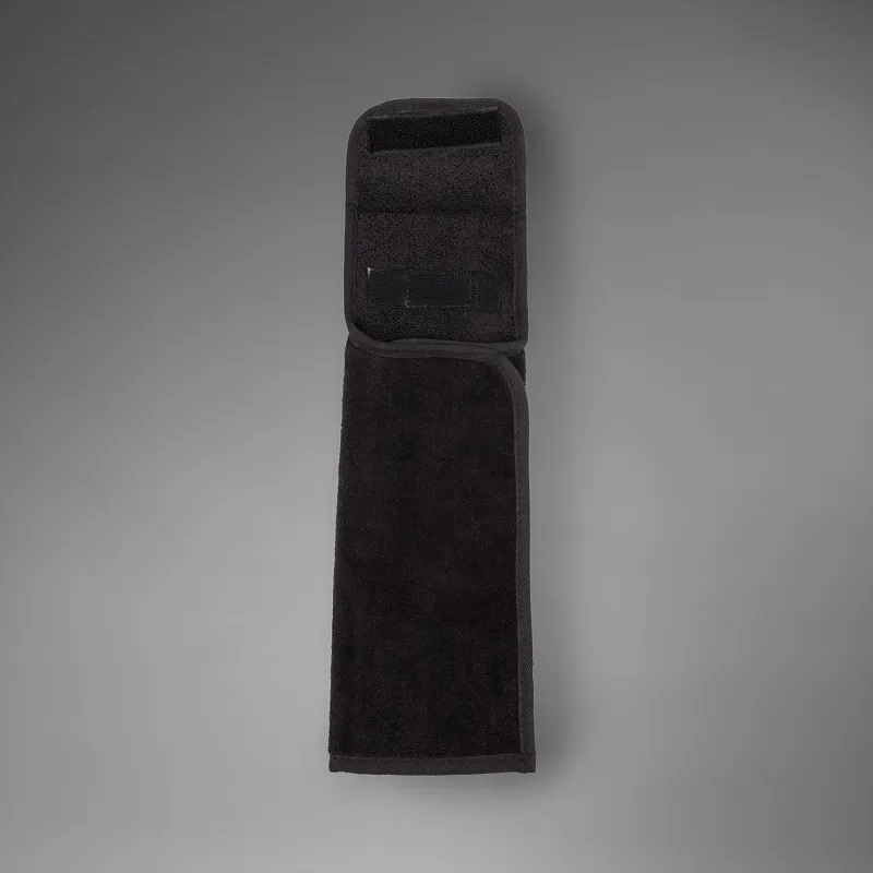 Venum Lineup Football Towel - Black/White - Image 5