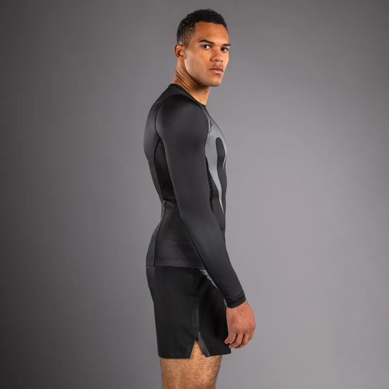 Venum No Gi Rashguards - Black/ Silver Grey - Image 4