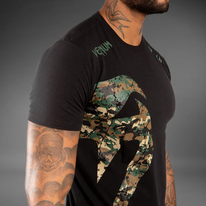 Venum Original Giant T-Shirt - Black/Forest-Camo - Image 3