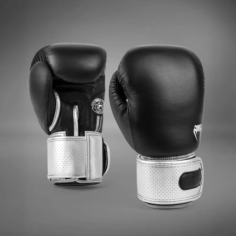 Venum Power 2.0 Boxing Gloves - Black/Silver - Image 3