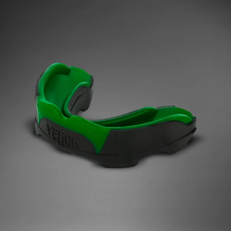 Venum Predator Mouthguard - Black/Green - Image 3
