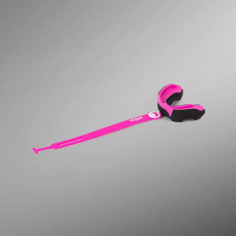 Venum Predator Mouthguard Strap/Straples - Black/Pink - Image 3