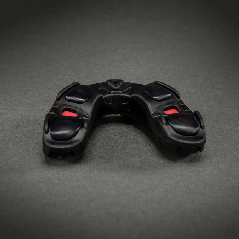 Venum Predator Mouthguard – Black/Black/Red - Image 5