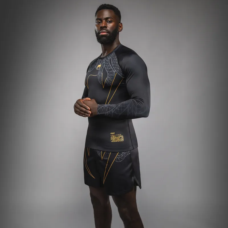 Venum Serpenti Long Sleeve Rashguard - Black/Silver/Gold - Image 3