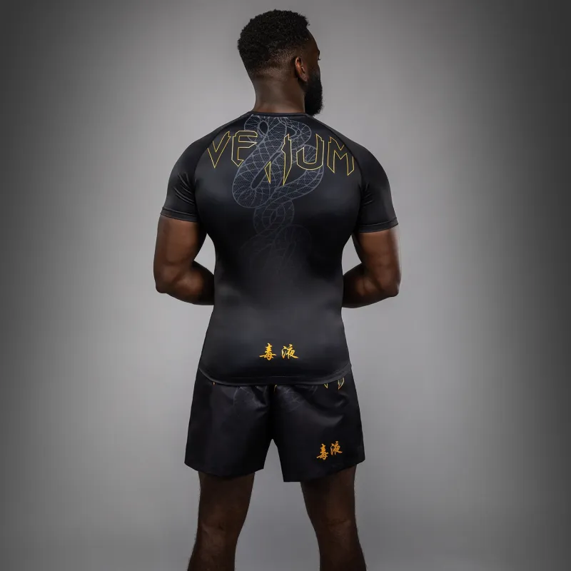 Venum Serpenti Short Sleeve Rashguard - Black/Silver/Gold - Image 3