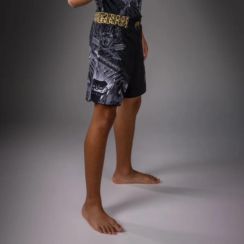 Venum Wolf Atak Kids Fightshorts - Black/Grey - Image 2