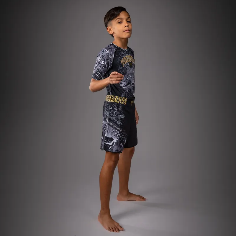 Venum Wolf Atak Kids Short Sleeve Rashguard - Black/Grey - Image 4